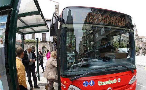 Articular una movilidad a escala comarcal aprovechando el Torrebús y el tren es uno de los objetivos del Plan Estratégico.