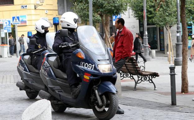 Agentes de la Policía Nacional.