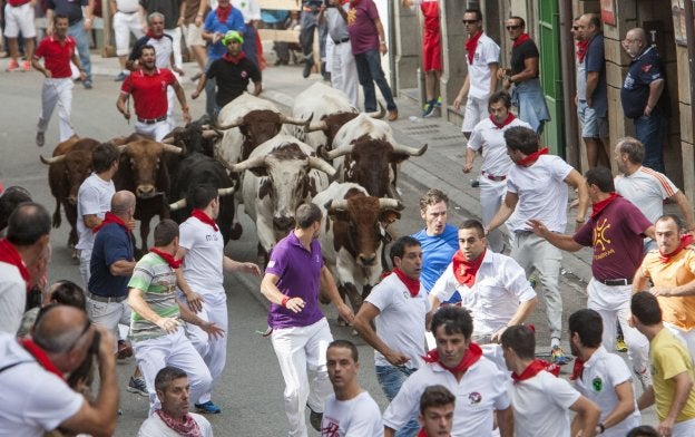 Los encierros son una parte esencial de las fiestas de Ampuero.