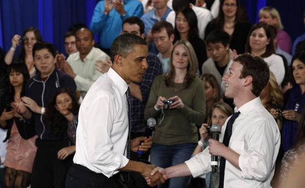Obama y Zuckerberg./Reuters