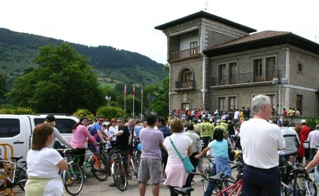 El equipo de gobierno de Los Corrales no ofrece la información y datos necesarios a los vecinos./