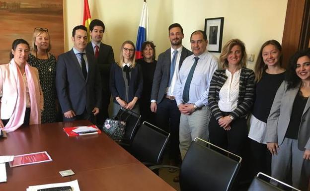 Empresas cántabras buscan en suelo ruso nuevas oportunidades de negocio
