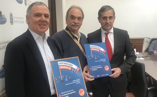 Trescientos automóviles y un centenar de motos se expondrán este fin de semana en El Sardinero