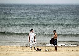 La burma y el viento han sustituido al bochorno de toda la jornada / Foto:Celedonio/