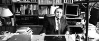 José María Martín Patino, en su despacho de presidente de la Fundación Encuentro, un excelente observatorio de la realidad española. / JOSÉ RAMÓN LADRA/