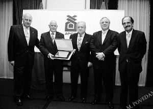 Los constructores cántabros, en la cena nacional. / DM/