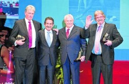 Miguel Angel Revilla junto a Javier Cortezón, Alberto Díaz de La Gandara y Gonzalo Juliani./