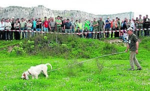 Uno de los participantes en la Copa de Cantabria organizada por Fomento. ::
DM/