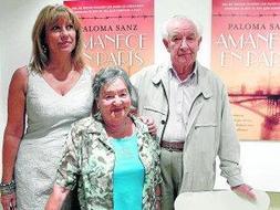 Paloma Sanz, Niní y Ramiro Santisteban, el martes, durante la presentación del libro en Madrid. :: EFE/