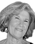 DOÑA MARÍA ÁNGELES PARIENTE FERNÁNDEZ