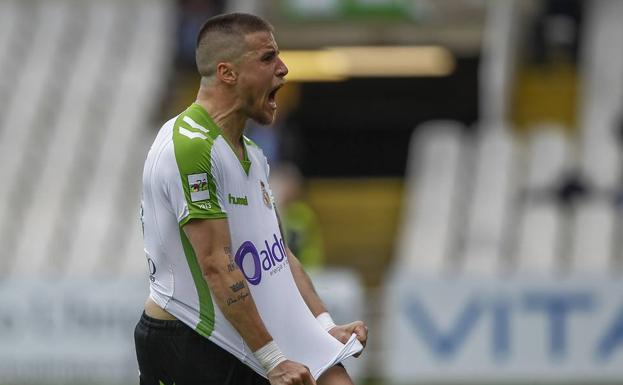 Dani Aquino abandona el Racing | El Diario Montañes