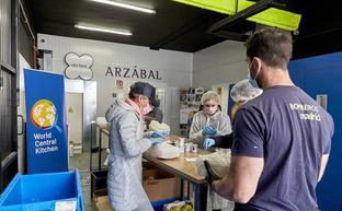 ¿Pediría alta gastronomía a domicilio y que el cocinero prepare la comida en su casa?